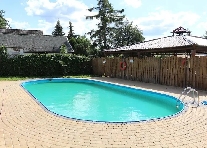 Semesterbostad Domki Z Basenem Syrenka